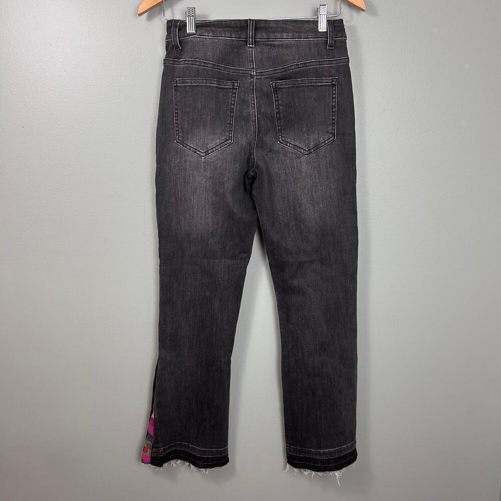 APNY Crop Flare Jean Side Hem Embroidery Mid Rise Black Dark Wash Denim size 4 - Picture 8 of 11